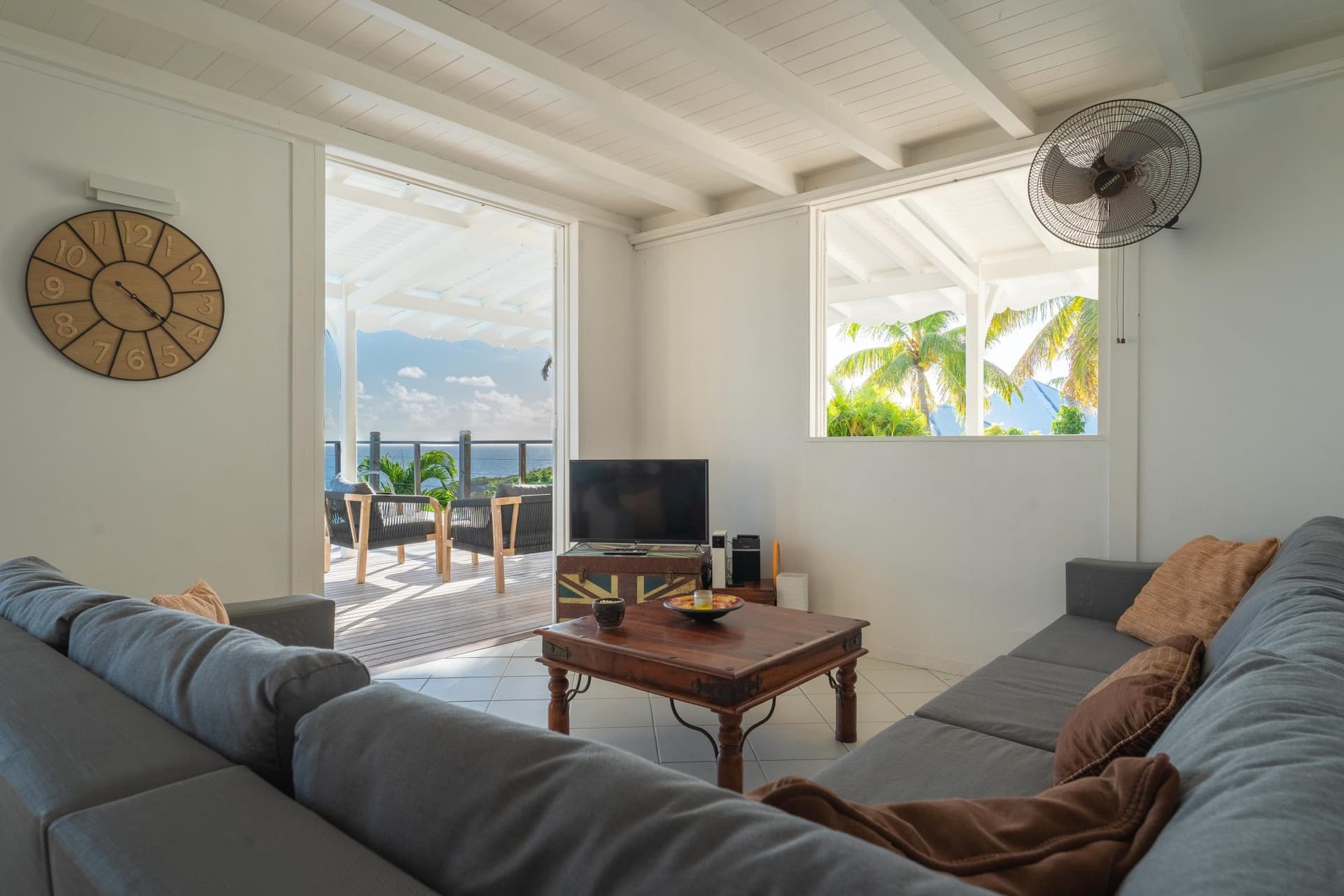 Vue Mer & Charme Créole : L’Art de Vivre au Soleil. 2