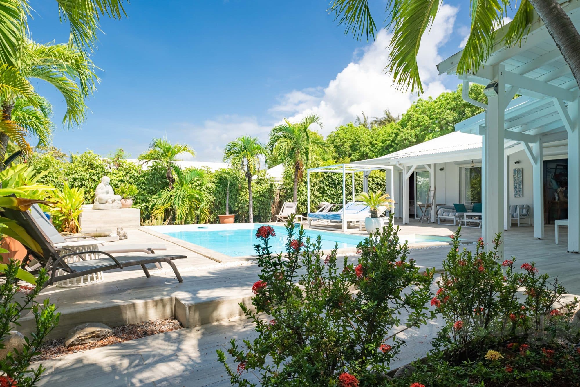 Villa d’exception en bord de mer – Accès direct à la plage