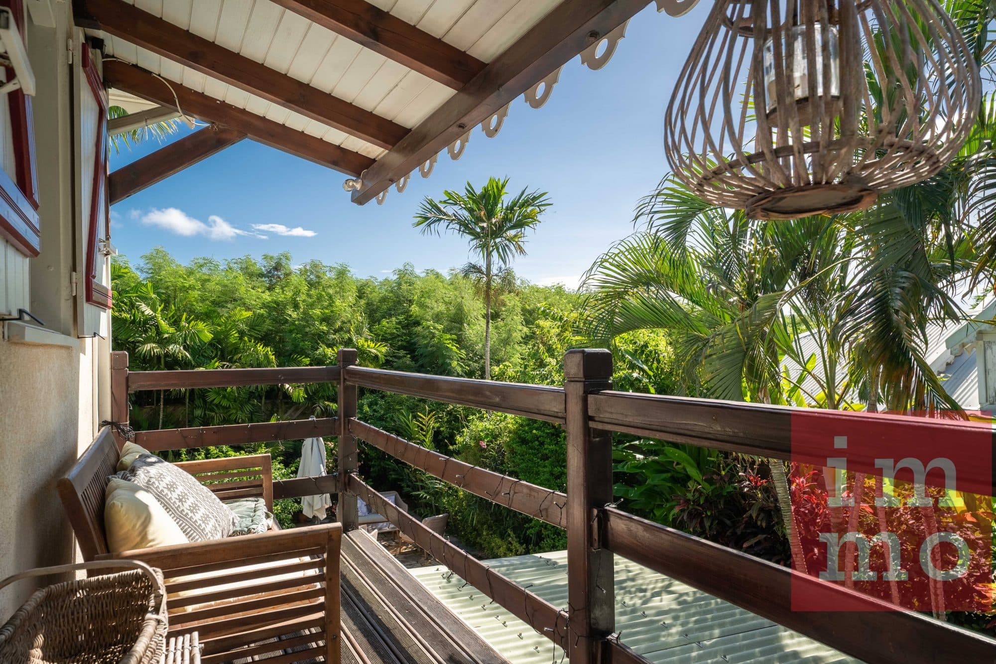 Villa 5 chambres proche du centre avec un studio et un T2 avec entrée privative 3